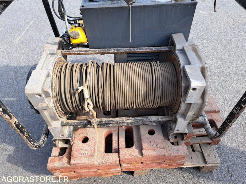 TREUIL ELECTRIQUE - Membangun inventaris: gambar 3 TREUIL ELECTRIQUE - Membangun inventaris: gambar 3