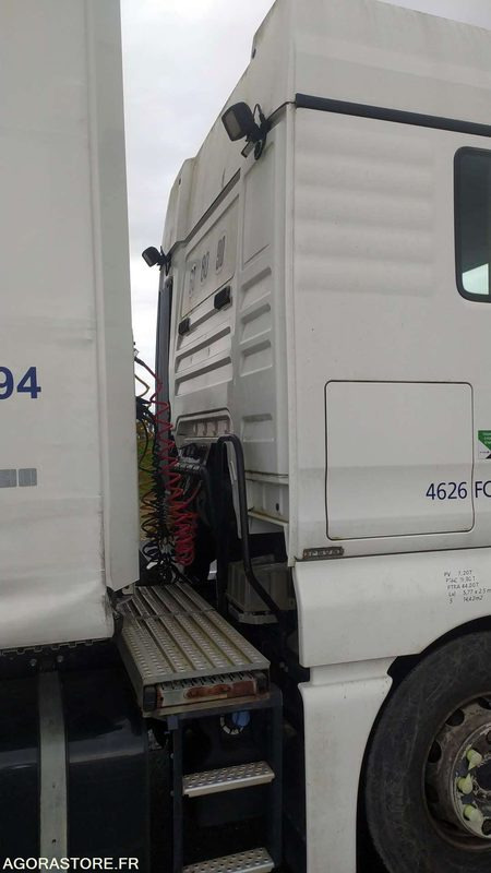 MAN TGX 18.360 - 2011 - 261969 KM - BY-962-PF - Tractor head: gambar 5 MAN TGX 18.360 - 2011 - 261969 KM - BY-962-PF - Tractor head: gambar 5
