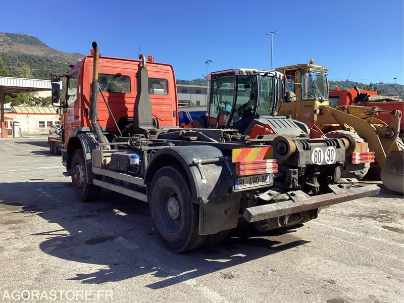 MERCEDES BENZ ATEGO - 2004 - 602523 KM - P2001840 - Tractor head: gambar 4 MERCEDES BENZ ATEGO - 2004 - 602523 KM - P2001840 - Tractor head: gambar 4