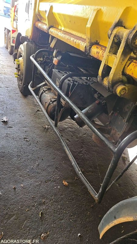 RENAULT CAM - 2004 - BP-101-EG - Tractor head: gambar 5 RENAULT CAM - 2004 - BP-101-EG - Tractor head: gambar 5