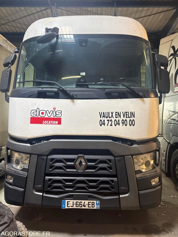 RENAULT T 480 - 593 951KM - 2017 - Tractor head: gambar 1 RENAULT T 480 - 593 951KM - 2017 - Tractor head: gambar 1