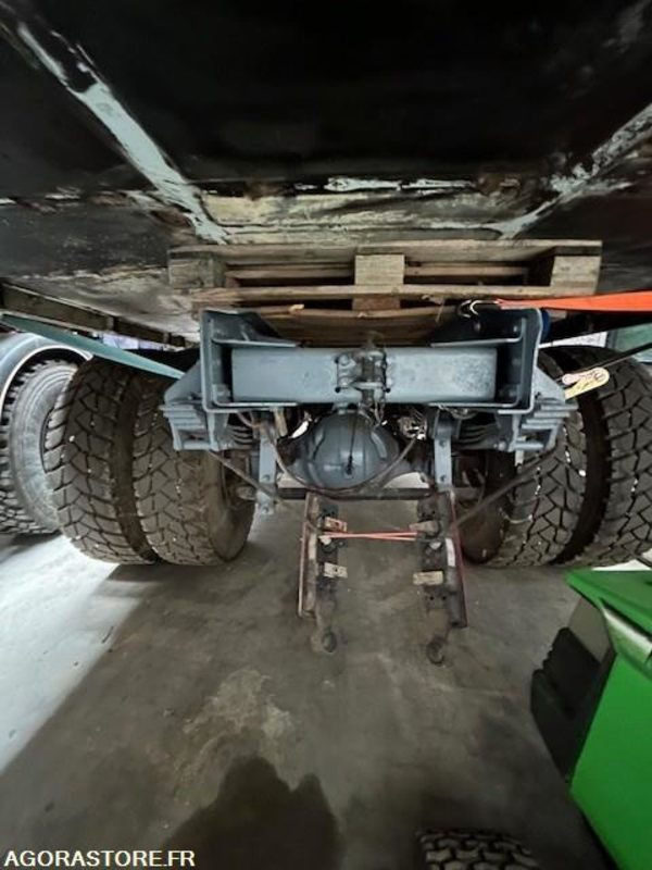 Tractor head RENAULT TRACTEUR C290 4X4 110KM/H 282500 KM: gambar 8 Tractor head RENAULT TRACTEUR C290 4X4 110KM/H 282500 KM: gambar 8