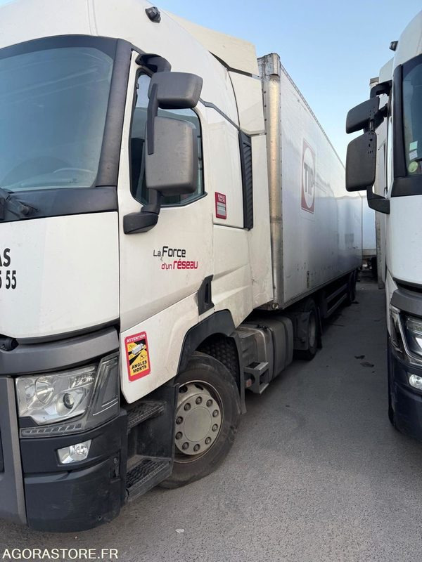 Renault T480 - 608 045 KM - 2017 - Tractor head: gambar 2 Renault T480 - 608 045 KM - 2017 - Tractor head: gambar 2