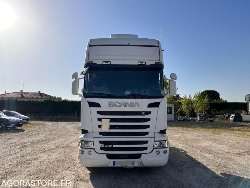 SCANIA R490 - 2017 - 975 000 KM - Tractor head: gambar 2 SCANIA R490 - 2017 - 975 000 KM - Tractor head: gambar 2
