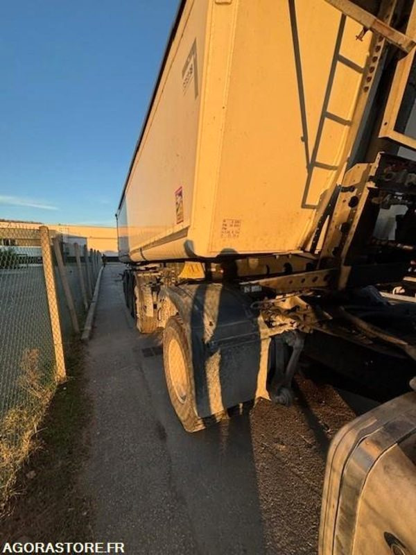 TRACTEUR 4X2 MERCEDES ACTROS 1845 2018 385 000 KM + BENNE ALUMINIUM SHMITZ 2016 - Tractor head: gambar 5 TRACTEUR 4X2 MERCEDES ACTROS 1845 2018 385 000 KM + BENNE ALUMINIUM SHMITZ 2016 - Tractor head: gambar 5