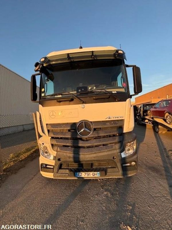 TRACTEUR 4X2 MERCEDES ACTROS 1845 2018 385 000 KM + BENNE ALUMINIUM SHMITZ 2016 - Tractor head: gambar 2 TRACTEUR 4X2 MERCEDES ACTROS 1845 2018 385 000 KM + BENNE ALUMINIUM SHMITZ 2016 - Tractor head: gambar 2