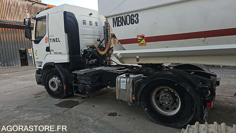 TRACTEUR RENAULT PREM LANDER 460 4X2 - 2012 / 324844KM - CA389CC (MJC562) - Tractor head: gambar 5 TRACTEUR RENAULT PREM LANDER 460 4X2 - 2012 / 324844KM - CA389CC (MJC562) - Tractor head: gambar 5