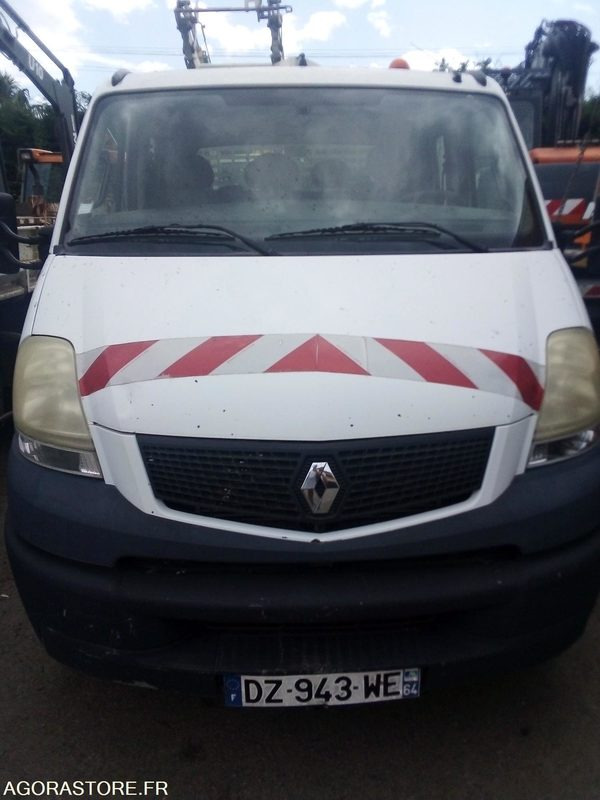 Camion Renault Mascott 5T5 double cabine - Truk: gambar 1 Camion Renault Mascott 5T5 double cabine - Truk: gambar 1