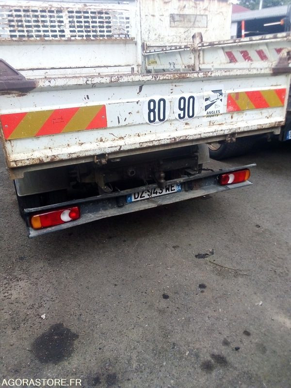 Camion Renault Mascott 5T5 double cabine - Truk: gambar 4 Camion Renault Mascott 5T5 double cabine - Truk: gambar 4