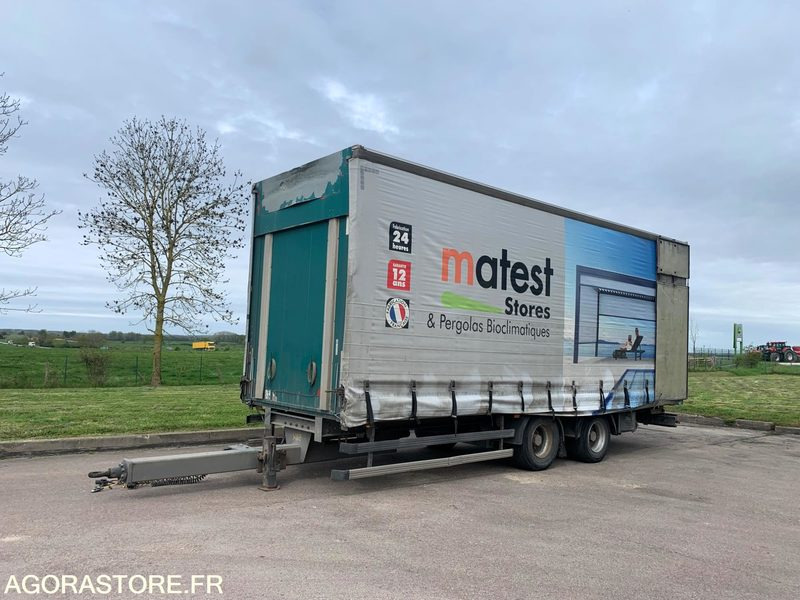 Camion remorque Renault premium - 2010 - Truk: gambar 3 Camion remorque Renault premium - 2010 - Truk: gambar 3