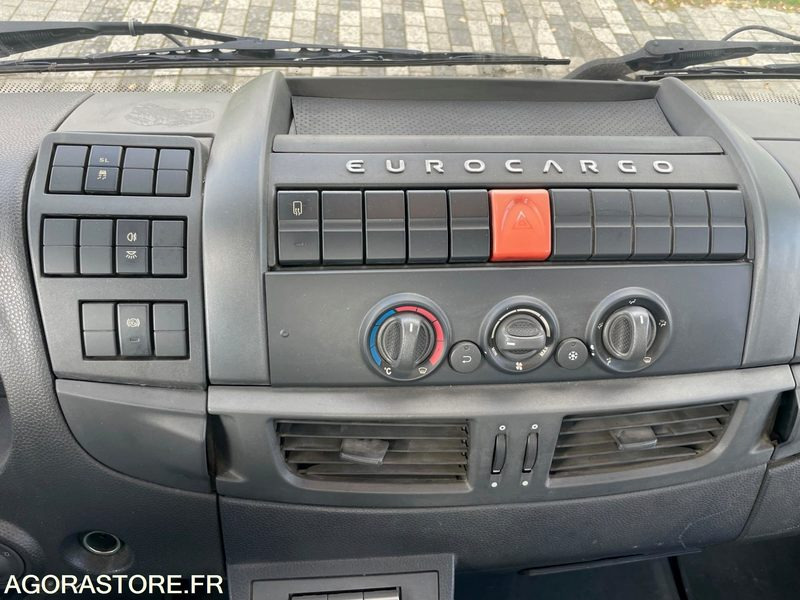 IVECO EUROCARGO PLATEAU - 2015 - 295 000KM - Truk: gambar 5 IVECO EUROCARGO PLATEAU - 2015 - 295 000KM - Truk: gambar 5