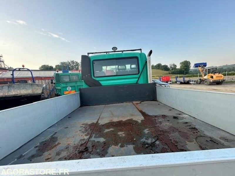 MERCEDES UNIMOG U300C VERSION COMMUNALE 2000 97652 KM - Truk: gambar 5 MERCEDES UNIMOG U300C VERSION COMMUNALE 2000 97652 KM - Truk: gambar 5