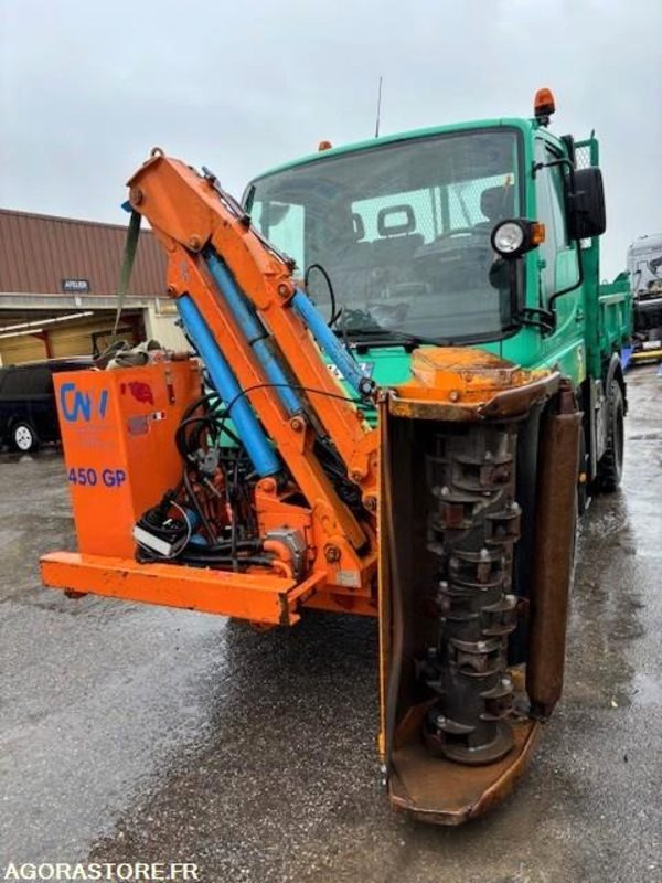 MERCEDES UNIMOG U300C VERSION COMMUNALE 2003 38210 KM + EPAREUSE CMV 450GP - Truk: gambar 2 MERCEDES UNIMOG U300C VERSION COMMUNALE 2003 38210 KM + EPAREUSE CMV 450GP - Truk: gambar 2