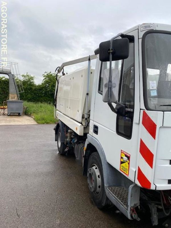 PL laveuse IVECO 100E15 1995 - Truk: gambar 2 PL laveuse IVECO 100E15 1995 - Truk: gambar 2
