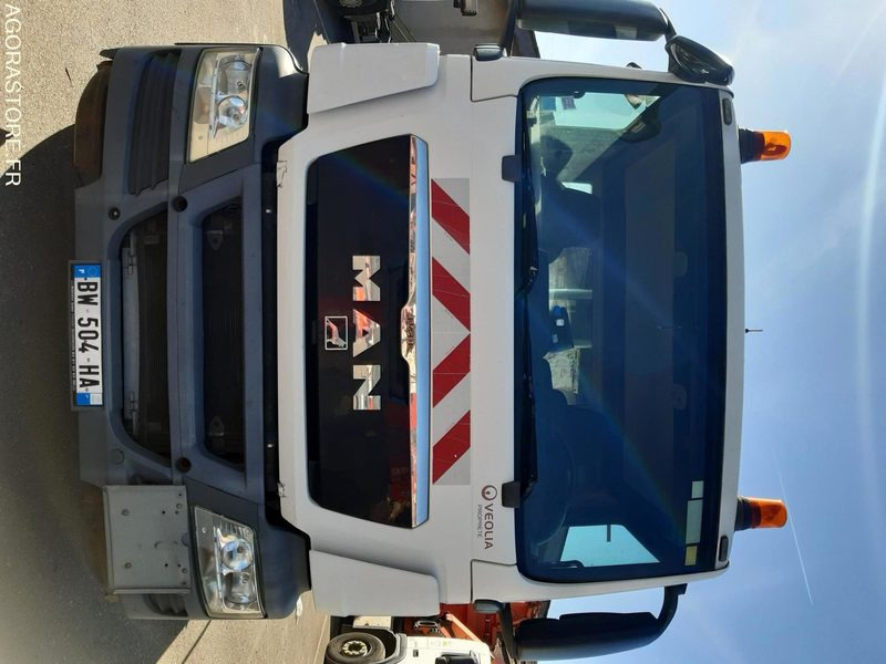 PORTEUR AMPLIROLL MAN TGS 26.400 (R51996) - BRAS GUIMA PALFINGER-2011-563 000 Km - Truk: gambar 2 PORTEUR AMPLIROLL MAN TGS 26.400 (R51996) - BRAS GUIMA PALFINGER-2011-563 000 Km - Truk: gambar 2