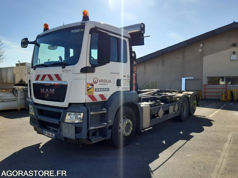 PORTEUR AMPLIROLL MAN TGS 26.400 (R51996) - BRAS GUIMA PALFINGER-2011-563 000 Km - Truk: gambar 1 PORTEUR AMPLIROLL MAN TGS 26.400 (R51996) - BRAS GUIMA PALFINGER-2011-563 000 Km - Truk: gambar 1