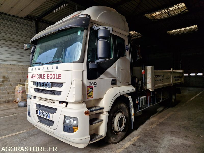 Porteur Benne Grue Iveco 310 E5 - 2008 - 140755 Kms - DW524GX - Truk: gambar 1 Porteur Benne Grue Iveco 310 E5 - 2008 - 140755 Kms - DW524GX - Truk: gambar 1