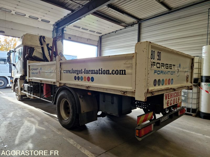 Porteur Benne Grue Iveco 310 E5 - 2008 - 140755 Kms - DW524GX - Truk: gambar 4 Porteur Benne Grue Iveco 310 E5 - 2008 - 140755 Kms - DW524GX - Truk: gambar 4