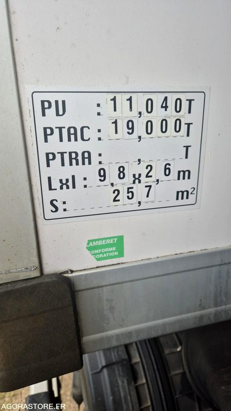 Truk Porteur frigo Volvo FE 260: gambar 9 Truk Porteur frigo Volvo FE 260: gambar 9