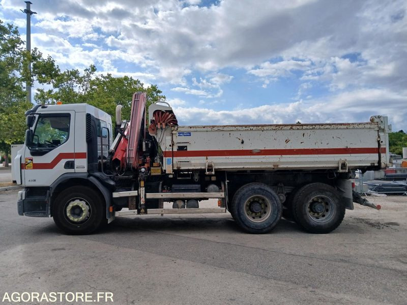 RENAULT 6x4 GRUE- PREM LANDER BENNE CARRE - 2011 / 276522 KM - BW-361-QB (M5641) - Truk: gambar 1 RENAULT 6x4 GRUE- PREM LANDER BENNE CARRE - 2011 / 276522 KM - BW-361-QB (M5641) - Truk: gambar 1