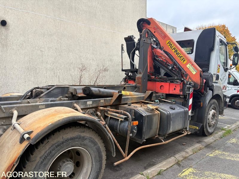 RENAULT KERAX - 2005 - 132420kms - Truk: gambar 4 RENAULT KERAX - 2005 - 132420kms - Truk: gambar 4