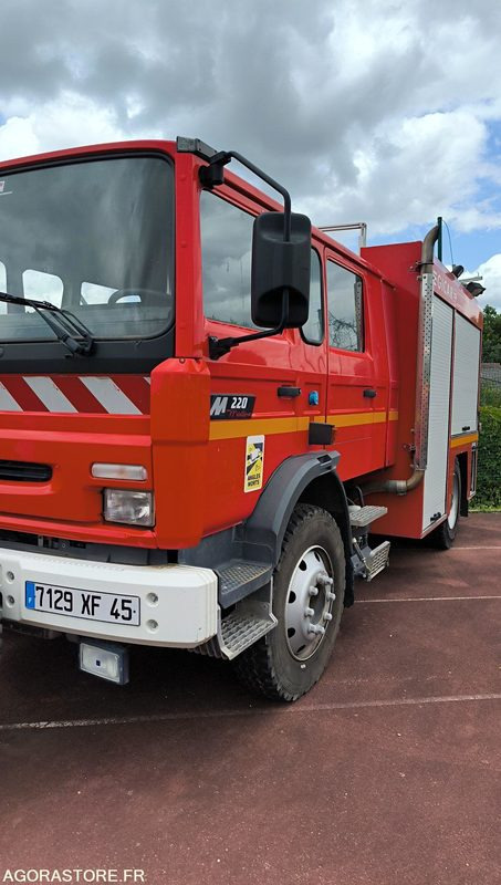 RENAULT MIDLINER M220 - 2000 - 33318kms - Truk: gambar 3 RENAULT MIDLINER M220 - 2000 - 33318kms - Truk: gambar 3