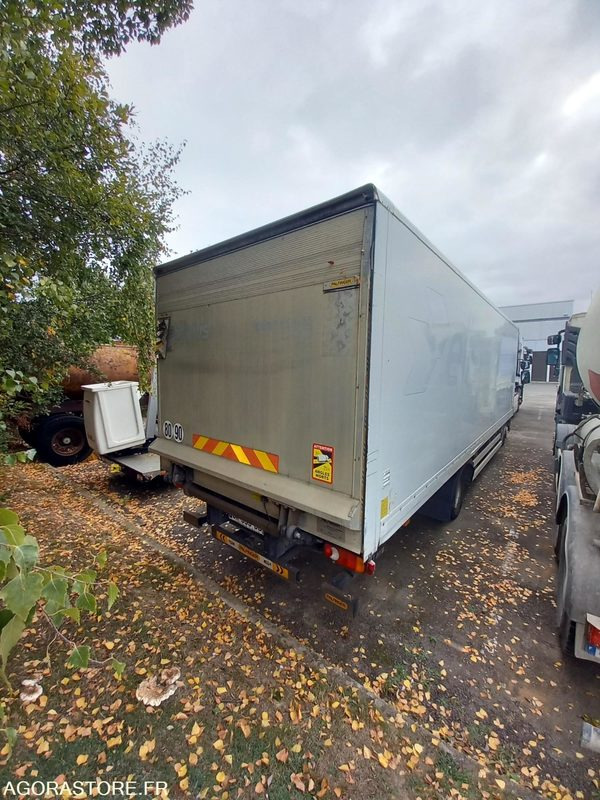 RENAULT MIDLUM - 2014 - 480000 Kms - Truk: gambar 3 RENAULT MIDLUM - 2014 - 480000 Kms - Truk: gambar 3