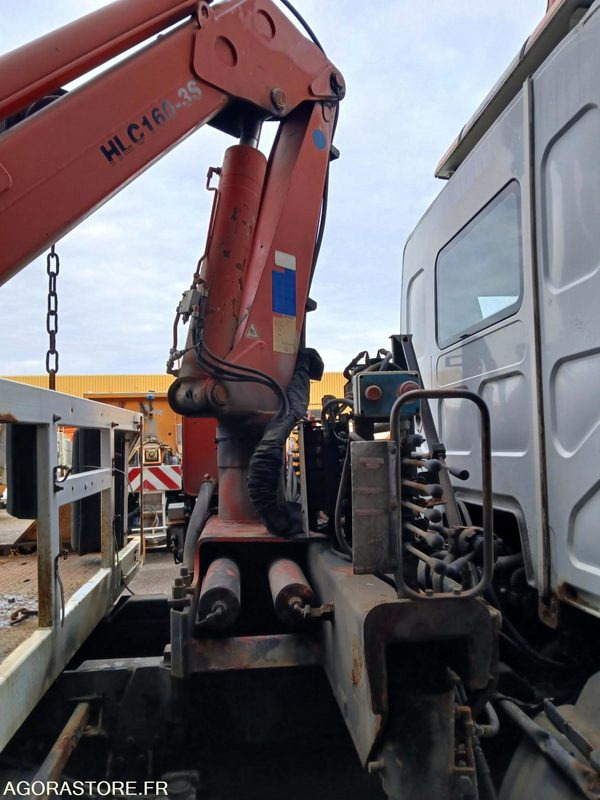 RENAULT MIDLUM BB-204-BN PLATEAU FIX UNE CONTRE VISITE 140500 KM - Truk: gambar 5 RENAULT MIDLUM BB-204-BN PLATEAU FIX UNE CONTRE VISITE 140500 KM - Truk: gambar 5