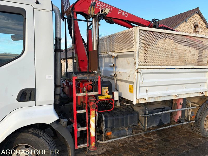 RENAULT MIDLUM GRUE - 2003 -143000km - Truk: gambar 5 RENAULT MIDLUM GRUE - 2003 -143000km - Truk: gambar 5