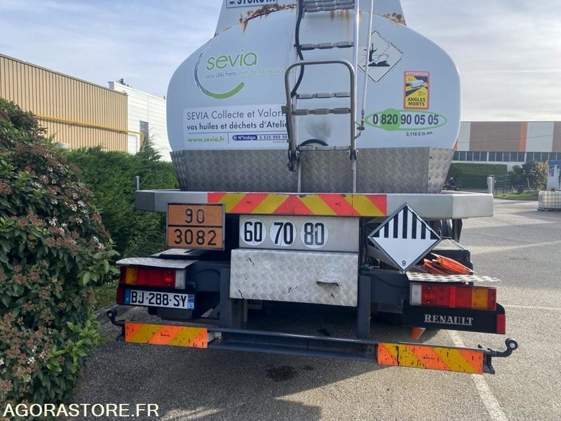 RENAULT PREMIUM 210.19 19 t citerne ADR- -2006-517007-BJ288SY - export only - Truk: gambar 4 RENAULT PREMIUM 210.19 19 t citerne ADR- -2006-517007-BJ288SY - export only - Truk: gambar 4