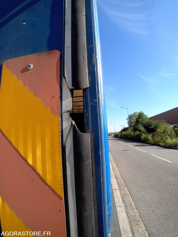 RENAULT - PREMIUM 26 T DXi 380 - 2012 / 767000 KM (2267) - Truk: gambar 5 RENAULT - PREMIUM 26 T DXi 380 - 2012 / 767000 KM (2267) - Truk: gambar 5