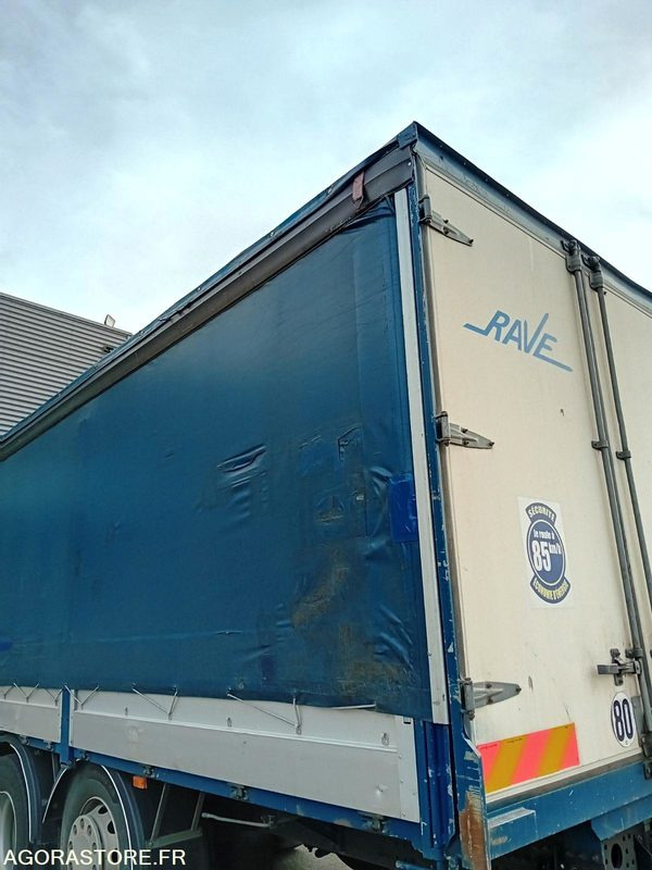 RENAULT - PREMIUM DXi 380 - 2014 / 619477 KM (2357) - Truk: gambar 5 RENAULT - PREMIUM DXi 380 - 2014 / 619477 KM (2357) - Truk: gambar 5