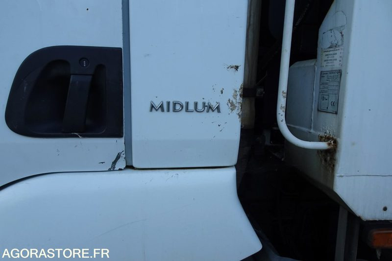 Renault Midlum 220 DXI - Truk: gambar 4 Renault Midlum 220 DXI - Truk: gambar 4