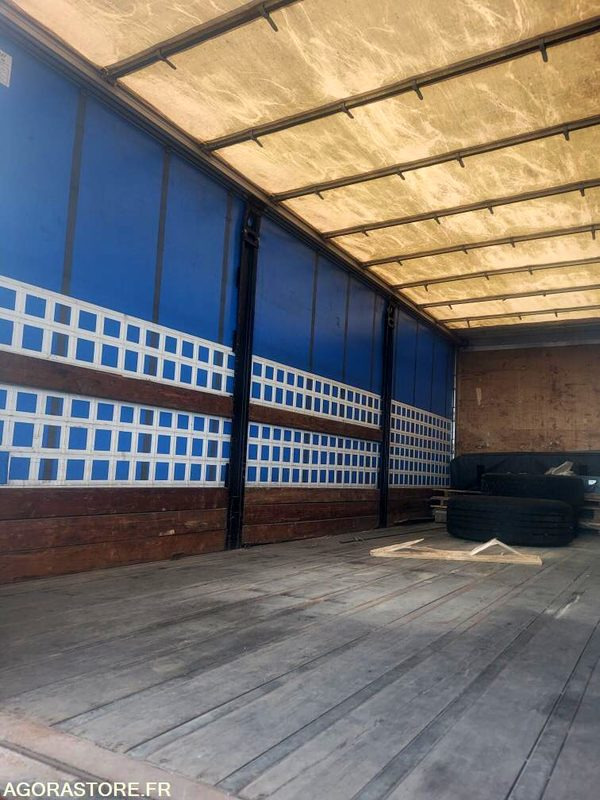 Renault Premium - 2009 - 450000 Kms - Truk: gambar 5 Renault Premium - 2009 - 450000 Kms - Truk: gambar 5