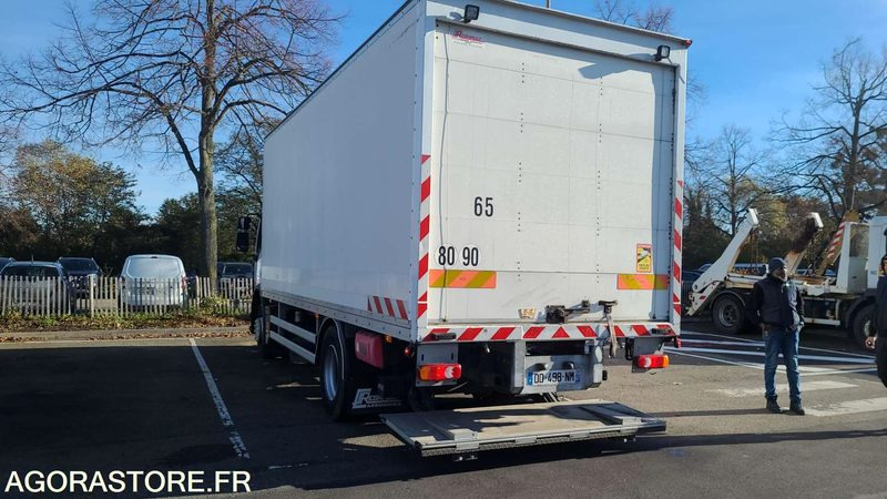 Renault Premium 380 - 2014 - 45063kms - DD498NM - Truk: gambar 2 Renault Premium 380 - 2014 - 45063kms - DD498NM - Truk: gambar 2