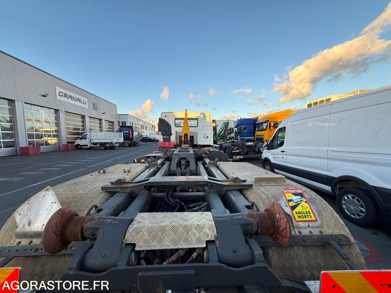 VOLVO FM12 380 - 2004 - 636 982 - Truk: gambar 5 VOLVO FM12 380 - 2004 - 636 982 - Truk: gambar 5