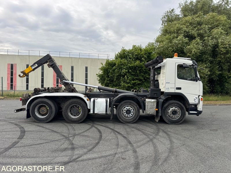 Volvo FM 400 8X4 ampliroll - 2009 - 763559KM - Truk: gambar 4 Volvo FM 400 8X4 ampliroll - 2009 - 763559KM - Truk: gambar 4