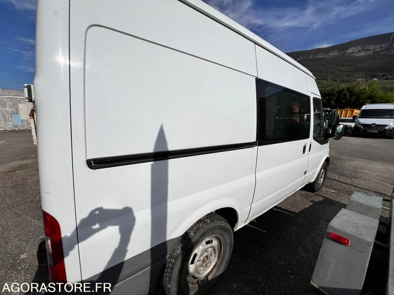 UTILITAIRE FORD TRANSIT - 2011 / 160 000 KM - MOTEUR HS - Van panel: gambar 3 UTILITAIRE FORD TRANSIT - 2011 / 160 000 KM - MOTEUR HS - Van panel: gambar 3