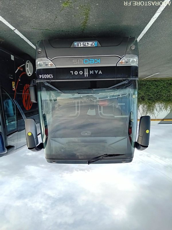 VAN HOOL ALICRON TX15 N°136054 - Bus pariwisata: gambar 2 VAN HOOL ALICRON TX15 N°136054 - Bus pariwisata: gambar 2