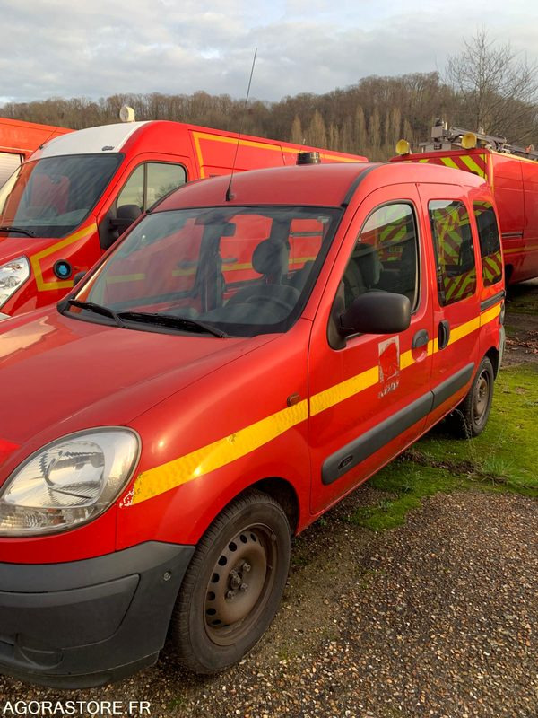 VLR RENAULT KANGOO1 8531XQ76 - Van kecil: gambar 2 VLR RENAULT KANGOO1 8531XQ76 - Van kecil: gambar 2