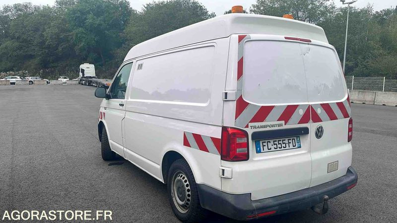 VOLKSWAGEN TRANSPORTER - 2018 - 187106KM - FC555FD - Van panel: gambar 4 VOLKSWAGEN TRANSPORTER - 2018 - 187106KM - FC555FD - Van panel: gambar 4