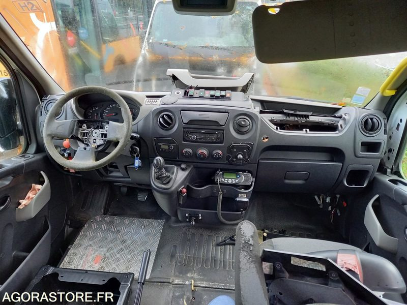 VQBO - Master 3 TPMR - Van kombi: gambar 5 VQBO - Master 3 TPMR - Van kombi: gambar 5