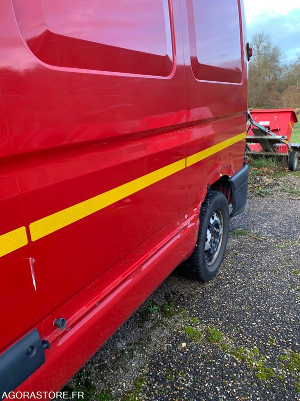 VTU RENAULT MASTER2 4388ZZ76 - Van panel: gambar 5 VTU RENAULT MASTER2 4388ZZ76 - Van panel: gambar 5