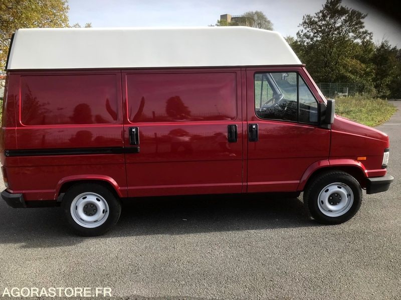 Citroën c25 turbo - 77331km - ETAT QUASI NEUF - Van pengiriman: gambar 1 Citroën c25 turbo - 77331km - ETAT QUASI NEUF - Van pengiriman: gambar 1