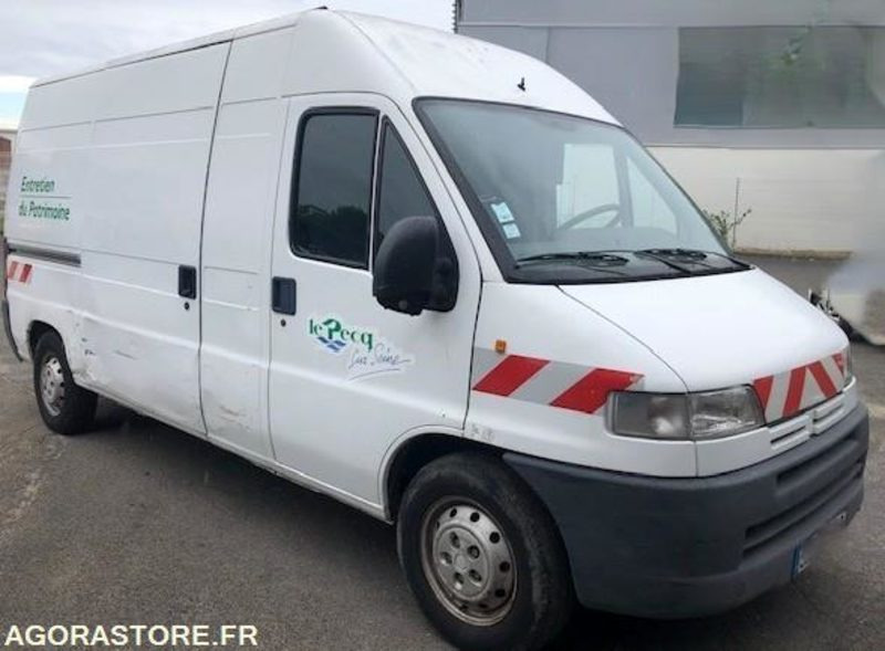 Véhicule PEUGEOT BOXER 2001 NON ROULANT EN L'ETAT - Van kecil: gambar 4 Véhicule PEUGEOT BOXER 2001 NON ROULANT EN L'ETAT - Van kecil: gambar 4