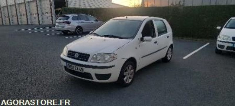 Fiat punto 137166 kms 2005 - Mobil: gambar 1 Fiat punto 137166 kms 2005 - Mobil: gambar 1