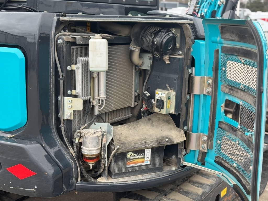 Ekskavator mini Airman AX 55: gambar 11