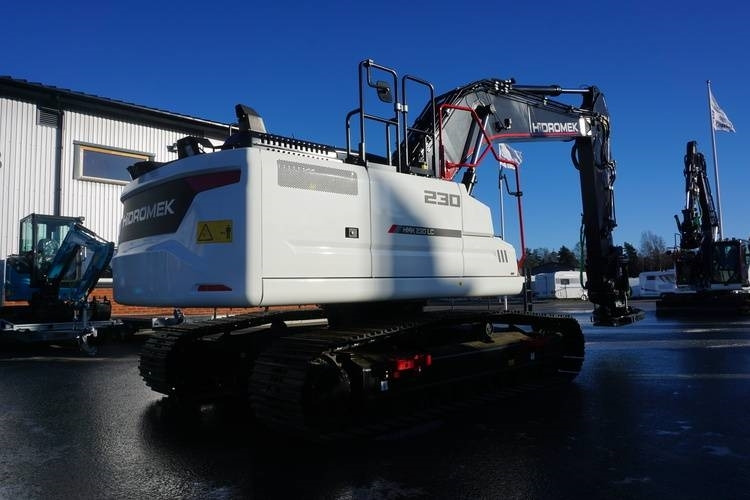 Hidromek HMK 230 LC-5 - Ekskavator perayap: gambar 4 Hidromek HMK 230 LC-5 - Ekskavator perayap: gambar 4