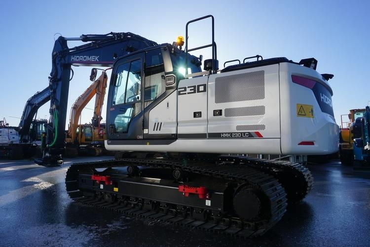 Hidromek HMK 230 LC-5 - Ekskavator perayap: gambar 3 Hidromek HMK 230 LC-5 - Ekskavator perayap: gambar 3