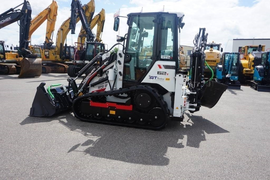 Hidromek HMK 62 - Backhoe loader: gambar 2 Hidromek HMK 62 - Backhoe loader: gambar 2
